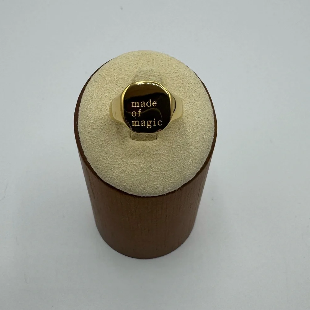 ✨ 14k “Made of Magic” Signet Ring ✨ - Picture 4 of 6